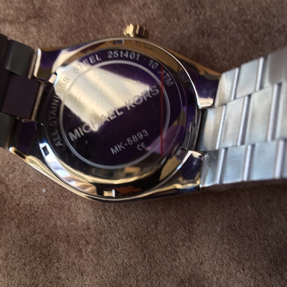 MICHAEL KORS BLUE ‘CHANNING’ PRE-LOVED AUTHENTIC GENUINE LAPIS FACE DESIGN WATCH - Picture 7 of 16